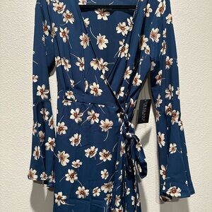 Floral Wrap Dress in Blue with Tan Flowers in Size Large.